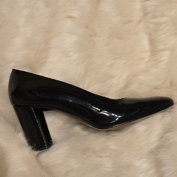 Stuart Weitzman Black Heels Elegant Glossy Finish - Picture 10 of 10